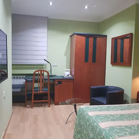 Idh Angel Hotel Oviédo