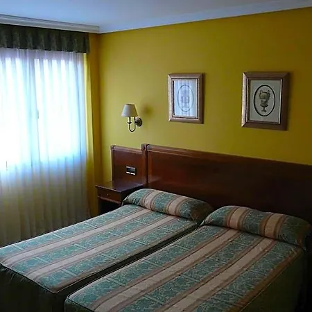 Idh Angel Hotel Oviedo