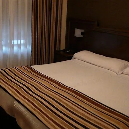 فندق Idh Angel 3*