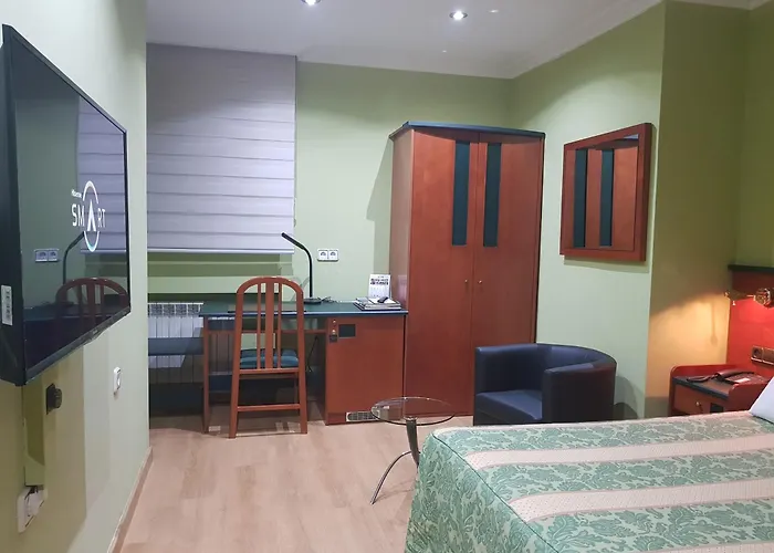 Idh Angel Hotel Oviedo